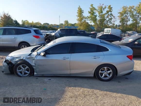 2018 Chevrolet Malibu LS with VIN 1G1ZB5ST0JF280676, listed as a IAAI auction lot 43248804 with 122,429 mi miles and . Bid and sale history available at DreamBid. Image 14.