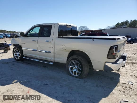 ✅ 2010 Dodge 1500 SLT • VIN: 1D7RB1GT0AS226266 • Lot: 49709575. Wystawiony na Copart z przebiegiem 257 527 mil. Bezpłatny archiwum sprzedaży aukcyjnych z USA i szczegółowy raport historii pojazdu na DreamBid. Zdjęcie 2.