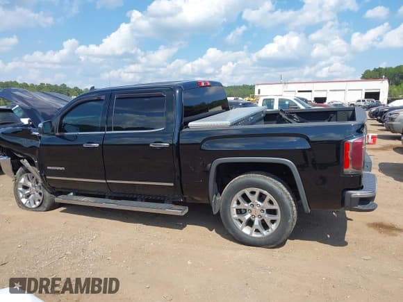 ✅ 2017 GMC Sierra 1500 SLT • VIN: 3GTU2NEC6HG215806 • Lot: 43149087. Wystawiony na IAAI z przebiegiem 94 139 mil. Bezpłatny archiwum sprzedaży aukcyjnych z USA i szczegółowy raport historii pojazdu na DreamBid. Zdjęcie 14.