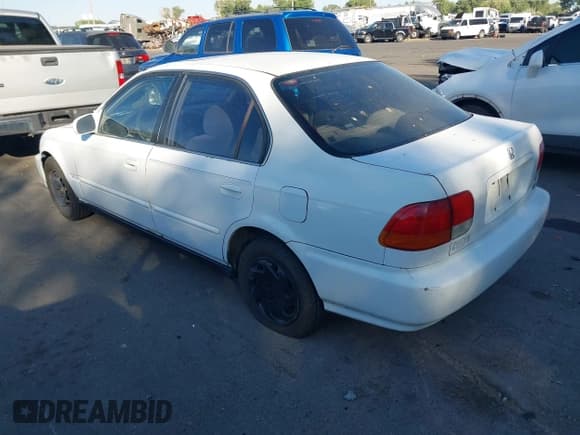 ✅ 1997 Honda Civic EX • VIN: 1HGEJ8646VL034138 • Лот: 42821138. Опубликован ранее на IAAI с пробегом 172 538 миль. Бесплатный доступ к архиву аукционных продаж из США и подробный отчёт об истории автомобиля на DreamBid. Изображение 3.