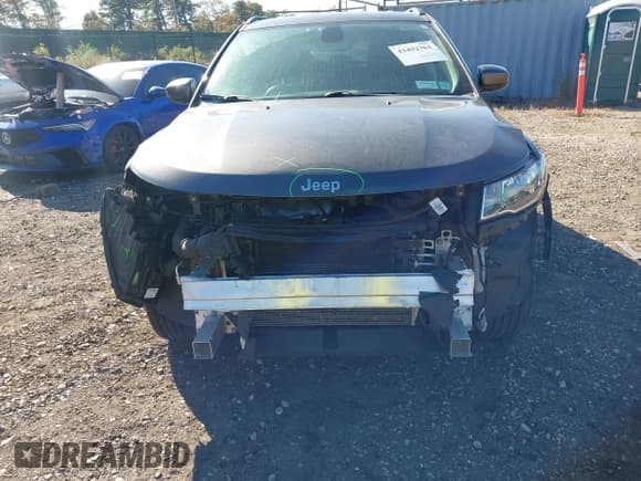 ✅ 2021 Jeep Compass Latitude • VIN: 3C4NJDBB1MT537509 • Lot: 43492361. Listed on IAAI with 42,384 mi. Free auction sales archive from the USA and detailed vehicle history report at DreamBid. Image 12.