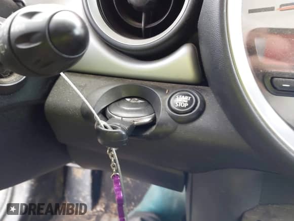 2013 MINI Hardtop with VIN WMWSU3C5XDT681744, listed as a IAAI auction lot 43544701 with 78,669 mi miles and . Bid and sale history available at DreamBid. Image 11.