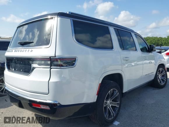 ✅ 2023 Jeep Grand Wagoneer • VIN: 1C4SJVEJ7PS570435 • Лот: 42289466. Опубликован ранее на IAAI с пробегом Не указан. Бесплатный доступ к архиву аукционных продаж из США и подробный отчёт об истории автомобиля на DreamBid. Изображение 4.