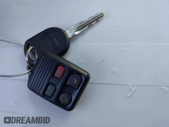 ✅ 2009 Ford Mustang • VIN: 1ZVHT84N295104274 • Lot: 41507451. Listed on IAAI with 138,877 mi. Free auction sales archive from the USA and detailed vehicle history report at DreamBid. Image 11.