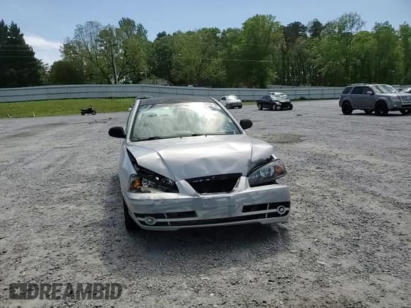✅ 2006 Hyundai Elantra GLS • VIN: KMHDN46D56U310940 • Lot: 53353725. Wystawiony na Copart z przebiegiem 212 768 mil. Bezpłatny archiwum sprzedaży aukcyjnych z USA i szczegółowy raport historii pojazdu na DreamBid. Zdjęcie 11.