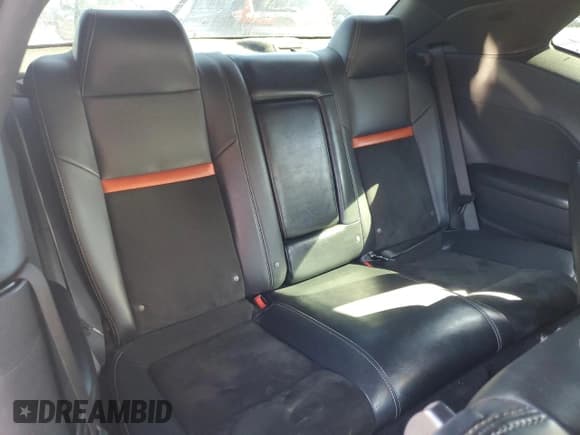 ✅ 2008 Dodge Challenger SRT-8 • VIN: 2B3LJ74W98H312036 • Лот: 82786505. Опубликован ранее на Copart с пробегом 107 061 миль. Бесплатный доступ к архиву аукционных продаж из США и подробный отчёт об истории автомобиля на DreamBid. Изображение 10.