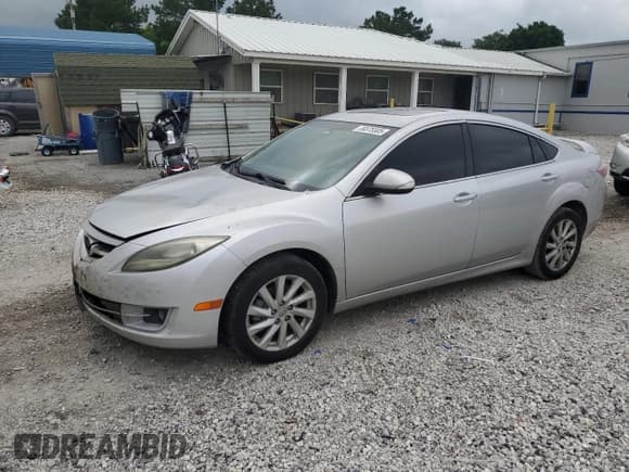 ✅ 2011 Mazda 6 i Grand Touring • VIN: 1YVHZ8CH4B5M02323 • Lot: 59375505. Listed on Copart with 211,404 mi. Free auction sales archive from the USA and detailed vehicle history report at DreamBid. Image 1.