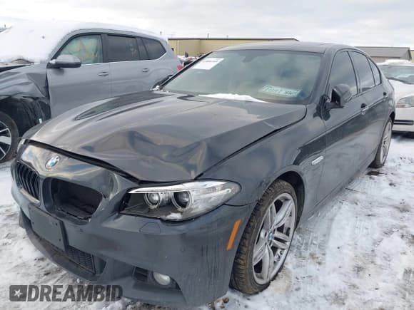 ✅ 2015 BMW 5 Series 535i xDrive • VIN: WBA5B3C54FD543049 • Lot: 43806169. Listed on IAAI with 196,437 mi. Free auction sales archive from the USA and detailed vehicle history report at DreamBid. Image 6.