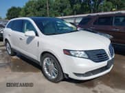 ✅ 2019 Lincoln MKT Reserve • VIN: 2LMHJ5AT1KBL03571 • Лот: 42491449. Опубликован ранее на IAAI с пробегом 81 628 миль. Бесплатный доступ к архиву аукционных продаж из США и подробный отчёт об истории автомобиля на DreamBid. Изображение 1.