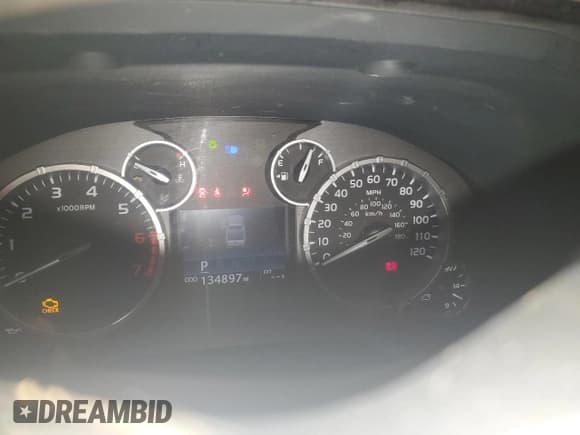 ✅ 2017 Toyota Tundra SR5 • VIN: 5TFDW5F16HX646756 • Лот: 89534685. Опубликован ранее на Copart с пробегом 134 897 миль. Бесплатный доступ к архиву аукционных продаж из США и подробный отчёт об истории автомобиля на DreamBid. Изображение 9.