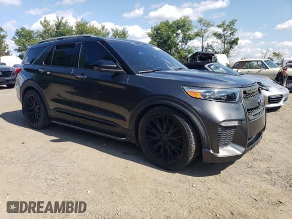✅ 2020 Ford Explorer Platinum • VIN: 1FM5K8HC5LGA34794 • Lot: 80796245. Wystawiony na Copart z przebiegiem Nie podano. Bezpłatny archiwum sprzedaży aukcyjnych z USA i szczegółowy raport historii pojazdu na DreamBid. Zdjęcie 4.