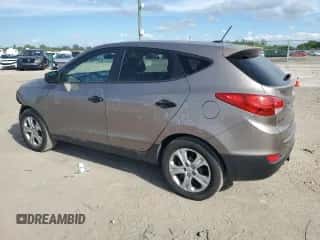 2013 Hyundai Tucson GL z VIN KM8JT3AB5DU654984, wystawiony jako Copart lot #72258644 z przebiegiem 123 394 mil mil oraz Szkoda całkowita • Salvage title. Historia ofert i sprzedaży dostępna na DreamBid. Obrazek 2.