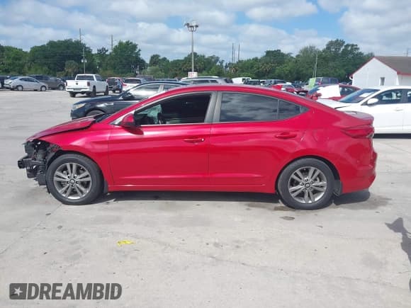 ✅ 2018 Hyundai Elantra Limited • VIN: 5NPD84LF6JH309042 • Lot: 41951054. Listed on IAAI with 142,344 mi. Free auction sales archive from the USA and detailed vehicle history report at DreamBid. Image 15.
