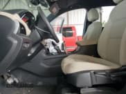 ✅ 2022 Chevrolet Traverse LS • VIN: 1GNERFKW5NJ136360 • Lot: 70977694. Wystawiony na Copart z przebiegiem 50 995 mil. Bezpłatny archiwum sprzedaży aukcyjnych z USA i szczegółowy raport historii pojazdu na DreamBid. Zdjęcie 7.