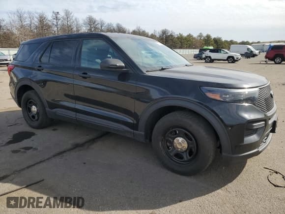 ✅ 2021 Ford Police Interceptor Utility • VIN: 1FM5K8ABXMGA33790 • Lot: 47012965. Wystawiony na Copart z przebiegiem 52 296 mil. Bezpłatny archiwum sprzedaży aukcyjnych z USA i szczegółowy raport historii pojazdu na DreamBid. Zdjęcie 4.