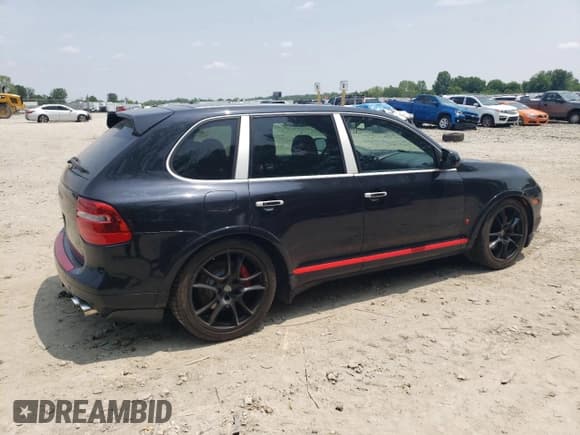 ✅ 2008 Porsche Cayenne Turbo • VIN: WP1AC29P28LA80823 • Lot: 60493965. Wystawiony na Copart z przebiegiem 102 905 mil. Bezpłatny archiwum sprzedaży aukcyjnych z USA i szczegółowy raport historii pojazdu na DreamBid. Zdjęcie 3.