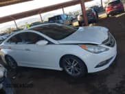 ✅ 2014 Hyundai Sonata SE • VIN: 5NPEC4AC3EH942549 • Lot: 43627208. Listed on IAAI with 98,093 mi. Free auction sales archive from the USA and detailed vehicle history report at DreamBid. Image 13.