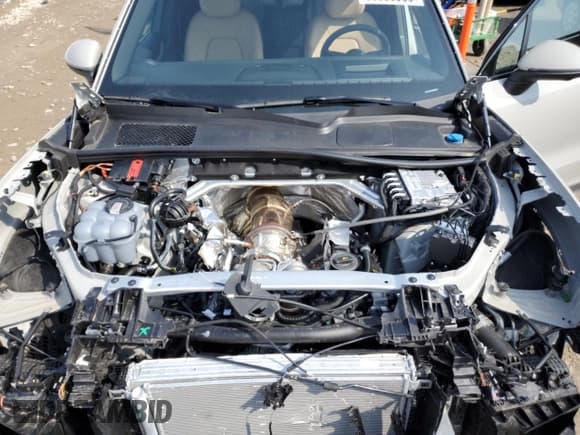 ✅ 2025 Porsche Cayenne • VIN: WP1AA2AY9SDA03099 • Lot: 50539935. Listed on Copart with 1,171 mi. Free auction sales archive from the USA and detailed vehicle history report at DreamBid. Image 11.