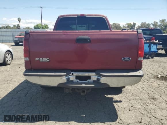 ✅ 2004 Ford F-250 XL • VIN: 1FTNW20P44EA54200 • Lot: 71485605. Wystawiony na Copart z przebiegiem 181 166 mil. Bezpłatny archiwum sprzedaży aukcyjnych z USA i szczegółowy raport historii pojazdu na DreamBid. Zdjęcie 6.