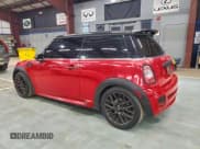 ✅ 2013 MINI Hardtop • VIN: WMWSU3C55DT374899 • Lot: 95313455. Wystawiony na Copart z przebiegiem 112 421 mil. Bezpłatny archiwum sprzedaży aukcyjnych z USA i szczegółowy raport historii pojazdu na DreamBid. Zdjęcie 2.