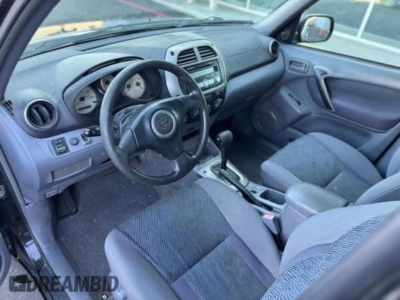 ✅ 2001 Toyota RAV4 • VIN: JTEHH20V010075765 • Лот: 84065375. Опубликован ранее на Copart с пробегом 118 931 миль. Бесплатный доступ к архиву аукционных продаж из США и подробный отчёт об истории автомобиля на DreamBid. Изображение 5.