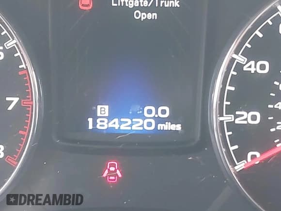 ✅ 2013 Subaru Outback Limited • VIN: 4S4BRDSC3D2263618 • Lot: 43429514. Wystawiony na IAAI z przebiegiem 184 220 mil. Bezpłatny archiwum sprzedaży aukcyjnych z USA i szczegółowy raport historii pojazdu na DreamBid. Zdjęcie 16.