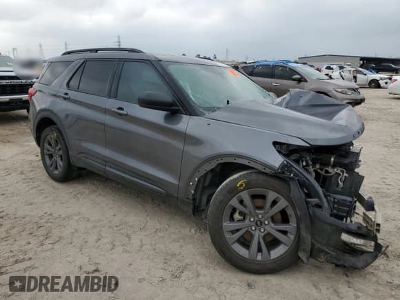 ✅ 2021 Ford Explorer XLT • VIN: 1FMSK7DH9MGB95441 • Lot: 51189315. Wystawiony na Copart z przebiegiem 86 827 mil. Bezpłatny archiwum sprzedaży aukcyjnych z USA i szczegółowy raport historii pojazdu na DreamBid. Zdjęcie 4.