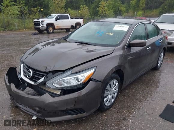 ✅ 2016 Nissan Altima S • VIN: 1N4AL3AP5GN335878 • Lot: 43066963. Listed on IAAI with 90,258 mi. Free auction sales archive from the USA and detailed vehicle history report at DreamBid. Image 2.