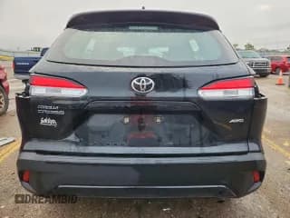 ✅ 2023 Toyota Corolla Cross L • VIN: 7MUAAABG3PV056674 • Lot: 84057545. Wystawiony na Copart z przebiegiem 50 791 mil. Bezpłatny archiwum sprzedaży aukcyjnych z USA i szczegółowy raport historii pojazdu na DreamBid. Zdjęcie 6.