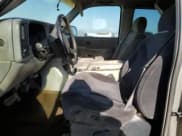 ✅ 2000 GMC Sierra 2500 SLE • VIN: 1GTGK29U7YE244818 • Лот: 80525455. Опубликован ранее на Copart с пробегом 199 754 миль. Бесплатный доступ к архиву аукционных продаж из США и подробный отчёт об истории автомобиля на DreamBid. Изображение 7.