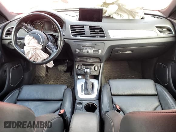 ✅ 2016 Audi Q3 Prestige • VIN: WA1GFCFS8GR002702 • Lot: 60285132. Wystawiony na Copart z przebiegiem 81 821 mil. Bezpłatny archiwum sprzedaży aukcyjnych z USA i szczegółowy raport historii pojazdu na DreamBid. Zdjęcie 5.