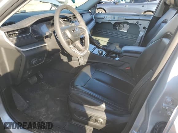 ✅ 2023 Jeep Grand Cherokee Limited • VIN: 1C4RJKBG3P8780405 • Lot: 89904415. Listed on Copart with 10,052 mi. Free auction sales archive from the USA and detailed vehicle history report at DreamBid. Image 7.