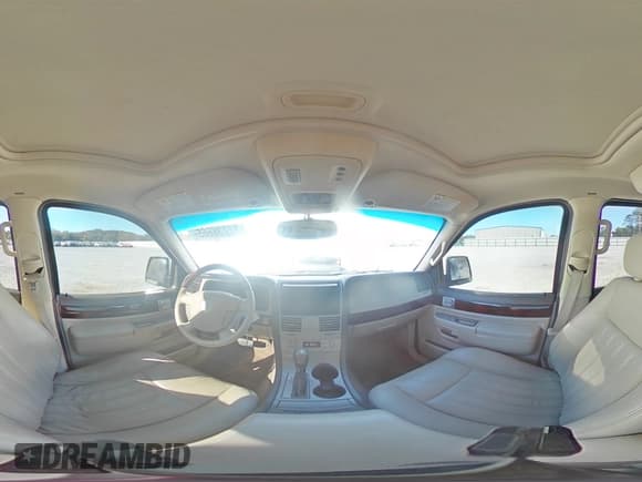 ✅ 2004 Lincoln Aviator Luxury • VIN: 5LMEU88H04ZJ33600 • Lot: 82238665. Listed on Copart with 133,428 mi. Free auction sales archive from the USA and detailed vehicle history report at DreamBid. Image 15.