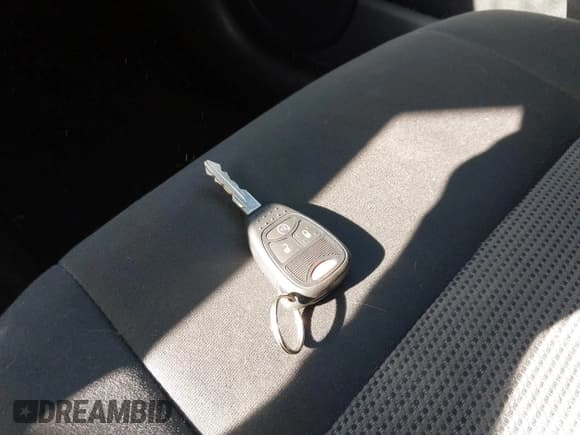 ✅ 2013 Jeep Patriot Latitude • VIN: 1C4NJRFB3DD237192 • Lot: 43389910. Wystawiony na IAAI z przebiegiem 164 956 mil. Bezpłatny archiwum sprzedaży aukcyjnych z USA i szczegółowy raport historii pojazdu na DreamBid. Zdjęcie 11.