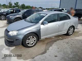 ✅ 2007 Volkswagen Jetta Wolfsburg Edition • VIN: 3VWEF71K47M181850 • Лот: 66473035. Опубликован ранее на Copart с пробегом 253 842 миль. Бесплатный доступ к архиву аукционных продаж из США и подробный отчёт об истории автомобиля на DreamBid. Изображение 1.