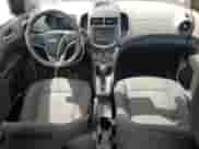 ✅ 2015 Chevrolet Sonic LT • VIN: 1G1JC5SH9F4114245 • Лот: 76266984. Размещён на Copart с пробегом 43 960 миль миль. Получите бесплатный доступ к архиву аукционных продаж из США и посмотрите подробный отчёт об истории автомобиля на DreamBid. Изображение 8.