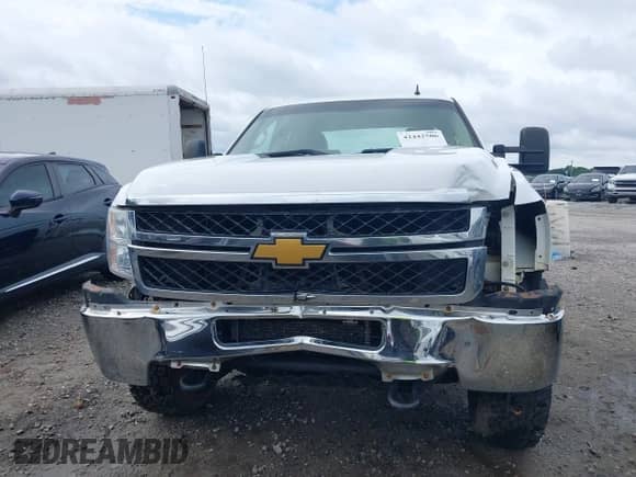 ✅ 2013 Chevrolet Silverado 2500HD Work Truck • VIN: 1GC2KVCG7DZ403046 • Lot: 42442506. Wystawiony na IAAI z przebiegiem 304 543 mil. Bezpłatny archiwum sprzedaży aukcyjnych z USA i szczegółowy raport historii pojazdu na DreamBid. Zdjęcie 13.