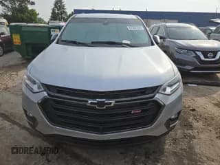 ✅ 2021 Chevrolet Traverse RS • VIN: 1GNERJKWXMJ265485 • Lot: 67362294. Wystawiony na Copart z przebiegiem 27 152 mil. Bezpłatny archiwum sprzedaży aukcyjnych z USA i szczegółowy raport historii pojazdu na DreamBid. Zdjęcie 5.