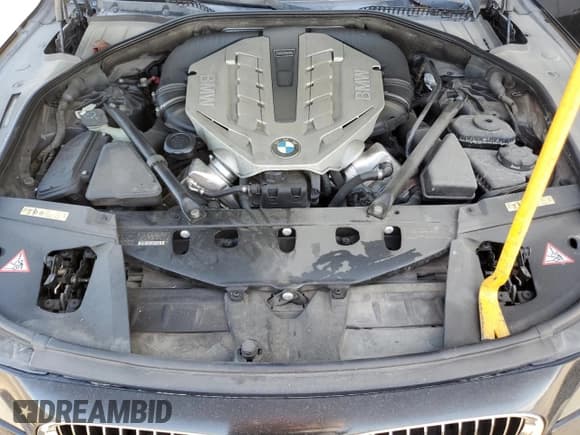 ✅ 2009 BMW 7 Series 750i • VIN: WBAKA83529CY34808 • Lot: 58170775. Listed on Copart with 165,710 mi. Free auction sales archive from the USA and detailed vehicle history report at DreamBid. Image 11.