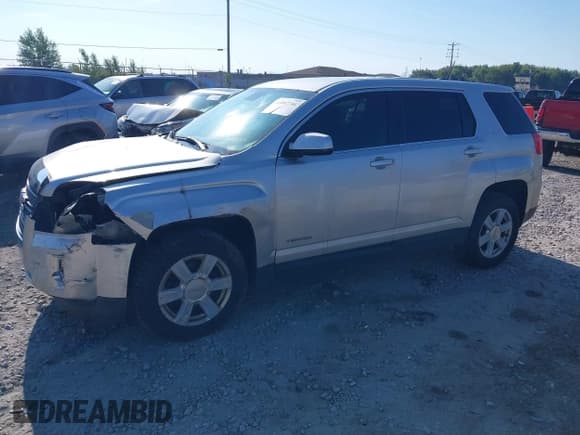 ✅ 2015 GMC Terrain SLE • VIN: 2GKALMEK5F6256541 • Lot: 43102746. Wystawiony na IAAI z przebiegiem 159 971 mil. Bezpłatny archiwum sprzedaży aukcyjnych z USA i szczegółowy raport historii pojazdu na DreamBid. Zdjęcie 2.