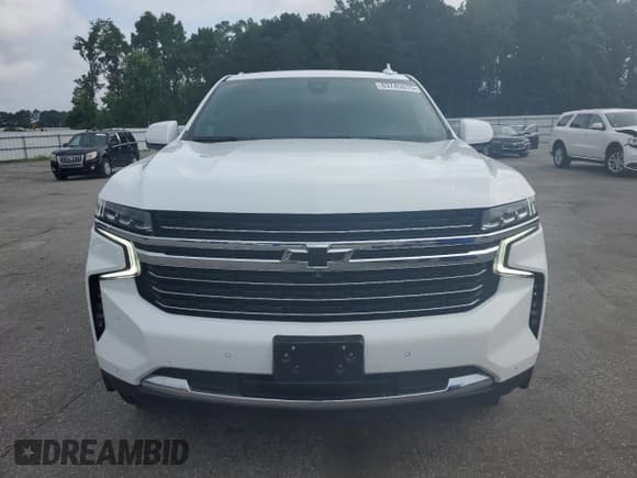 ✅ 2022 Chevrolet Suburban LT • VIN: 1GNSKCKD9NR304796 • Lot: 63745015. Listed on Copart with 81,685 mi. Free auction sales archive from the USA and detailed vehicle history report at DreamBid. Image 5.
