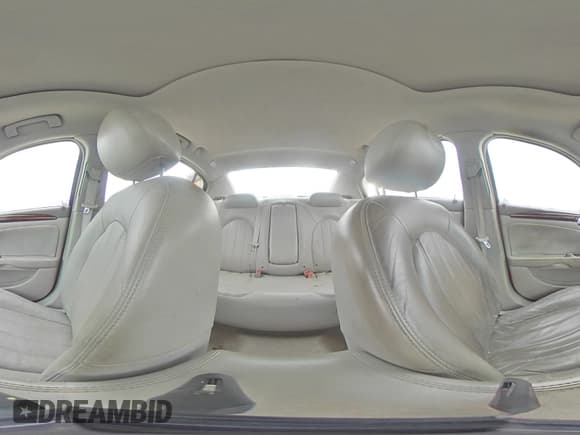 ✅ 2010 Buick Lucerne CXL-3 • VIN: 1G4HE5EM1AU102359 • Lot: 50722095. Wystawiony na Copart z przebiegiem 177 683 mil. Bezpłatny archiwum sprzedaży aukcyjnych z USA i szczegółowy raport historii pojazdu na DreamBid. Zdjęcie 13.