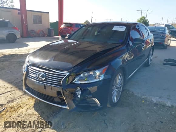 ✅ 2014 Lexus LS 460 • VIN: JTHBL5EF3E5128624 • Лот: 42000991. Опубликован ранее на IAAI с пробегом 82 953 миль. Бесплатный доступ к архиву аукционных продаж из США и подробный отчёт об истории автомобиля на DreamBid. Изображение 17.