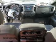 ✅ 2017 Chevrolet Silverado 2500HD LT • VIN: 1GC1KVEG3HF102838 • Лот: 90670405. Опубликован ранее на Copart с пробегом 117 870 миль. Бесплатный доступ к архиву аукционных продаж из США и подробный отчёт об истории автомобиля на DreamBid. Изображение 8.