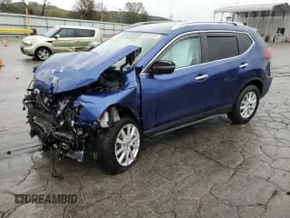✅ 2018 Nissan Rogue S • VIN: 5N1AT2MV2JC794377 • Лот: 90430565. Опубликован ранее на Copart с пробегом 111 484 миль. Бесплатный доступ к архиву аукционных продаж из США и подробный отчёт об истории автомобиля на DreamBid. Изображение 1.