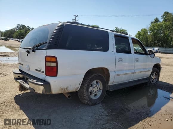 ✅ 2003 Chevrolet Suburban LT • VIN: 3GNEC16Z03G101118 • Лот: 56486765. Опубликован ранее на Copart с пробегом Не указан. Бесплатный доступ к архиву аукционных продаж из США и подробный отчёт об истории автомобиля на DreamBid. Изображение 3.