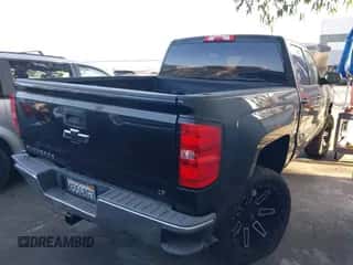 2018 Chevrolet Silverado 1500 LT с VIN 3GCPCREC6JG269694, выставлен на аукционе IAAI как лот 43376235 с пробегом Не указан миль и . История ставок и продаж доступна на DreamBid. Изображение 4.