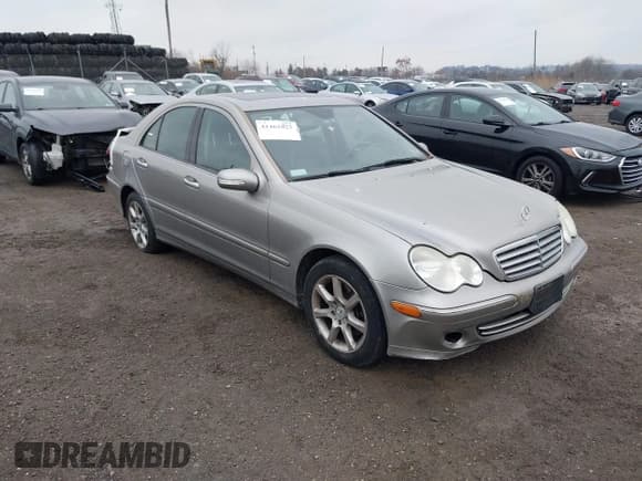 ✅ 2007 Mercedes-Benz C 280 Luxury • VIN: WDBRF92HX7F871684 • Lot: 41461023. Wystawiony na IAAI z przebiegiem 176 038 mil. Bezpłatny archiwum sprzedaży aukcyjnych z USA i szczegółowy raport historii pojazdu na DreamBid. Zdjęcie 1.