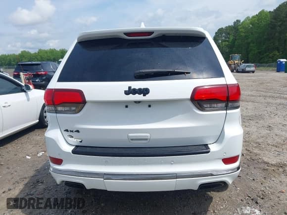 ✅ 2015 Jeep Grand Cherokee Overland • VIN: 1C4RJFCG7FC174719 • Лот: 42076540. Опубликован ранее на IAAI с пробегом 160 856 миль. Бесплатный доступ к архиву аукционных продаж из США и подробный отчёт об истории автомобиля на DreamBid. Изображение 17.