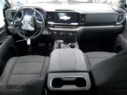 ✅ 2025 Chevrolet Silverado 1500 • VIN: 1GCVKDE87SZ123248 • Лот: 52758545. Опубликован ранее на Copart с пробегом 3 600 миль. Бесплатный доступ к архиву аукционных продаж из США и подробный отчёт об истории автомобиля на DreamBid. Изображение 8.